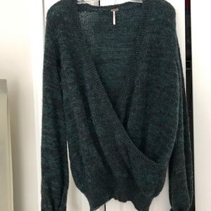 Free people sweater NWOT